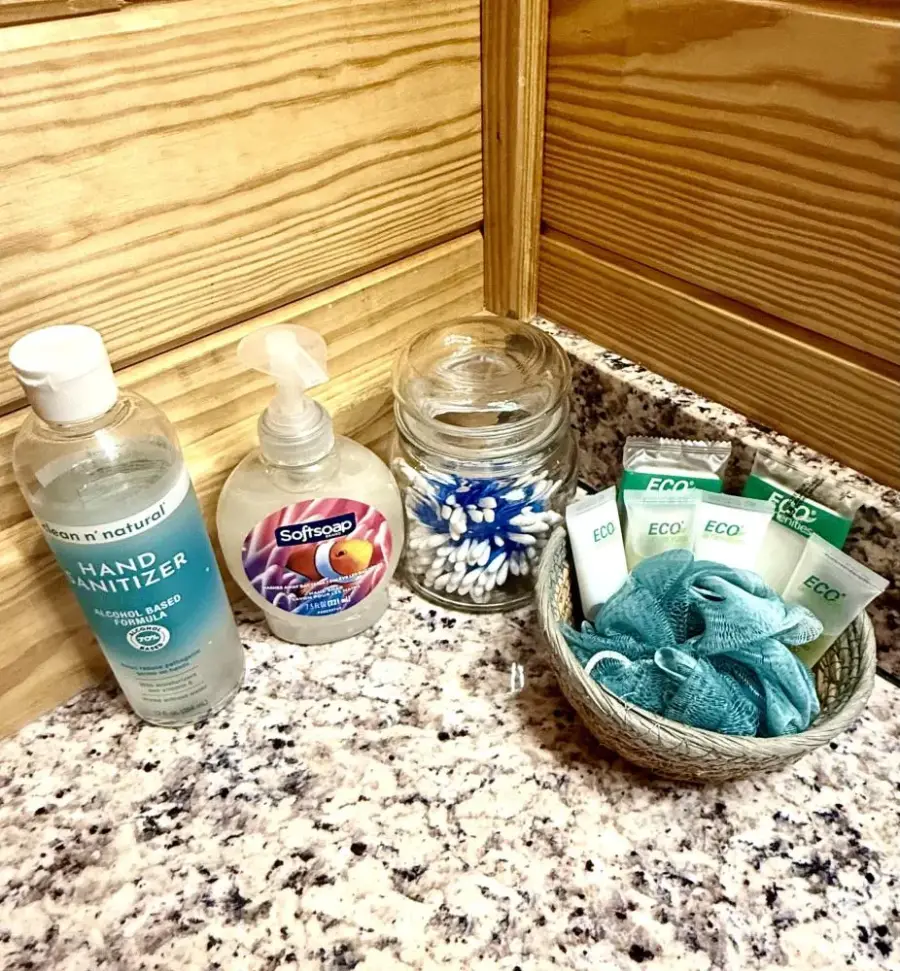 Bathroom Amenities
Bathroom Amenities